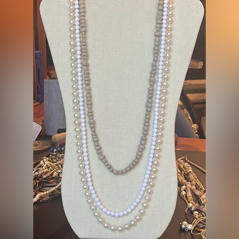 Elegant White Tan Pearl Beaded Necklace Set
